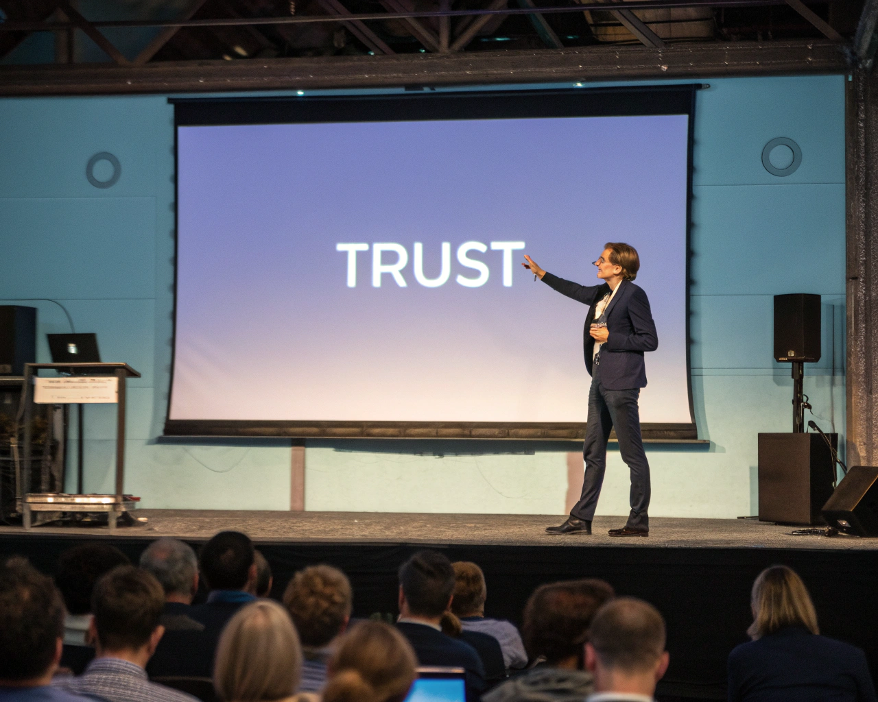 Salon & Spa 'Unsatisfied with Service' Response Templates