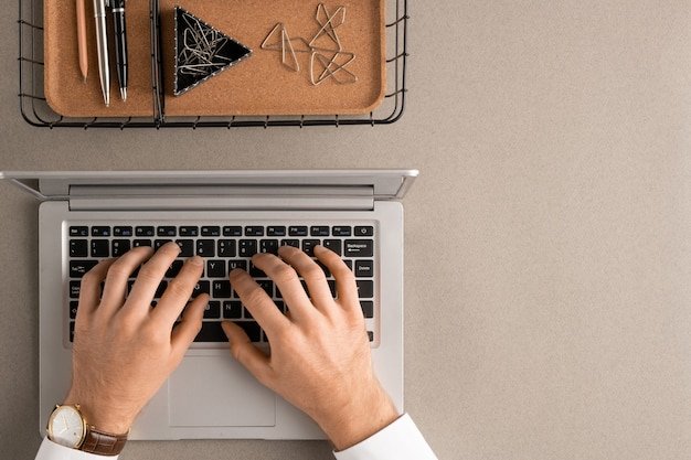 Engaging Copy Kit for a 'Refer a Friend' Program Page