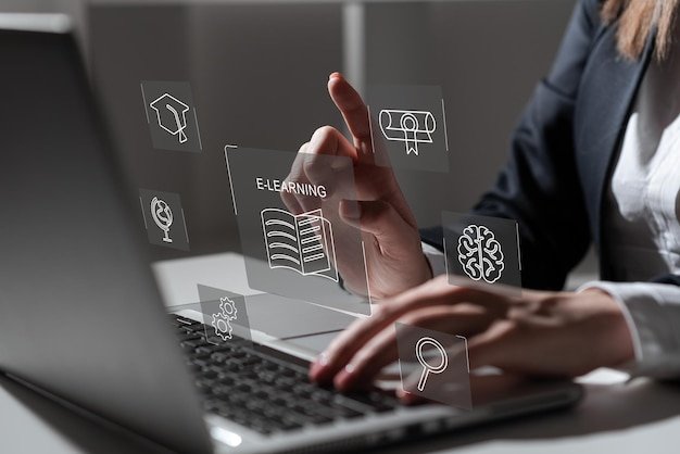 Developing a Practical Course Assignment