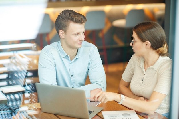 The 'How to' Guide for a B2B Audience Template
